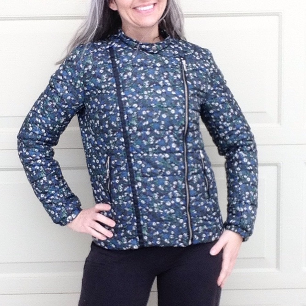 SKYLAR AND JADE cute floral puffer coat S